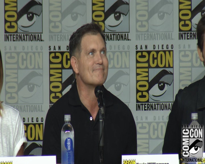 VampireDiaries-dot-nl_VampireDiaries-S8-2016Comic-ConPanel0105.jpg