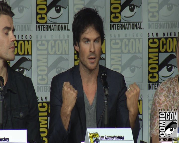 VampireDiaries-dot-nl_VampireDiaries-S8-2016Comic-ConPanel0240.jpg