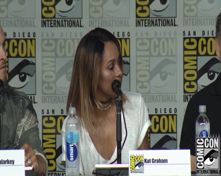 VampireDiaries-dot-nl_VampireDiaries-S8-2016Comic-ConPanel0272.jpg