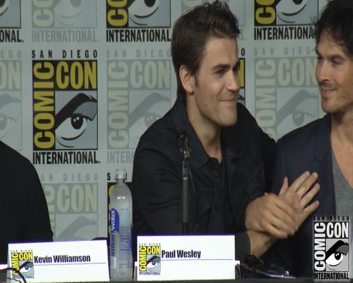 VampireDiaries-dot-nl_VampireDiaries-S8-2016Comic-ConPanel0303.jpg