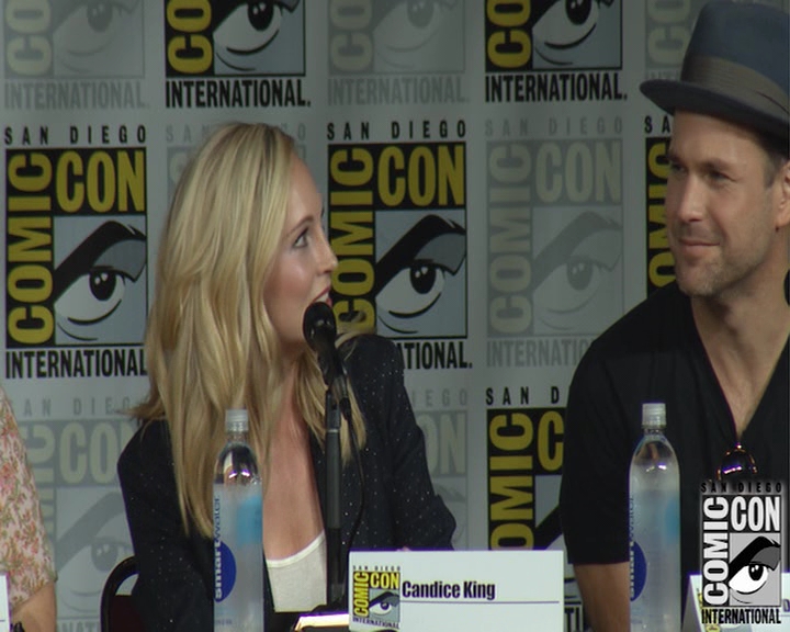 VampireDiaries-dot-nl_VampireDiaries-S8-2016Comic-ConPanel0376.jpg