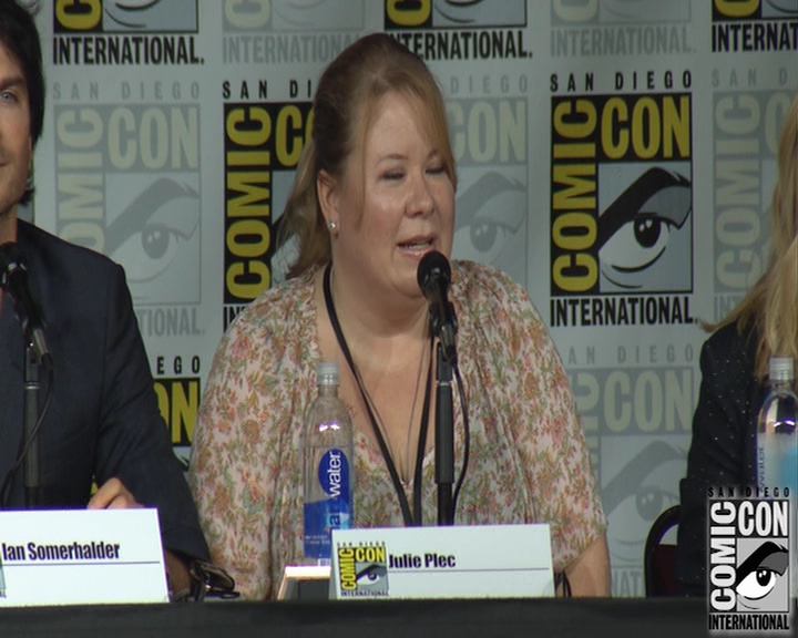 VampireDiaries-dot-nl_VampireDiaries-S8-2016Comic-ConPanel0398.jpg