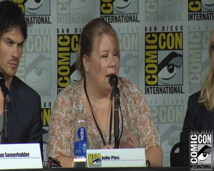 VampireDiaries-dot-nl_VampireDiaries-S8-2016Comic-ConPanel0780.jpg