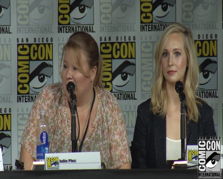 VampireDiaries-dot-nl_VampireDiaries-S8-2016Comic-ConPanel0933.jpg