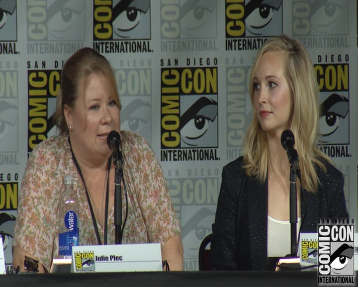 VampireDiaries-dot-nl_VampireDiaries-S8-2016Comic-ConPanel0938.jpg