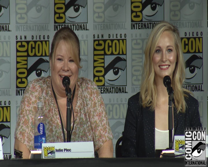 VampireDiaries-dot-nl_VampireDiaries-S8-2016Comic-ConPanel0945.jpg