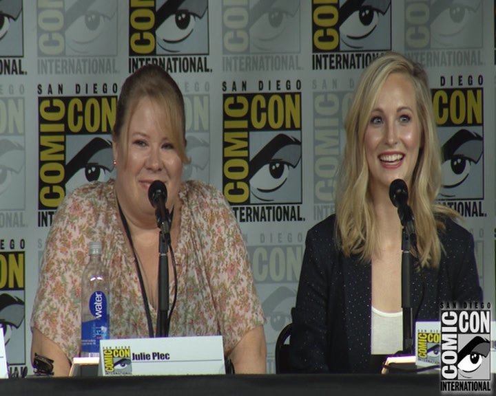 VampireDiaries-dot-nl_VampireDiaries-S8-2016Comic-ConPanel0946.jpg