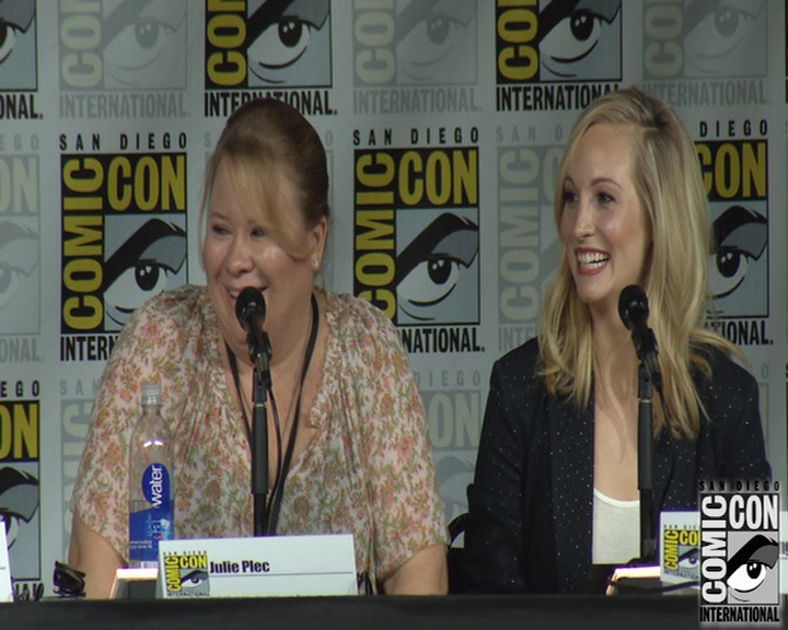 VampireDiaries-dot-nl_VampireDiaries-S8-2016Comic-ConPanel0947.jpg