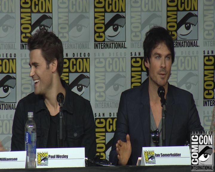 VampireDiaries-dot-nl_VampireDiaries-S8-2016Comic-ConPanel1023.jpg