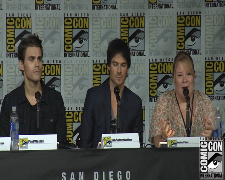 VampireDiaries-dot-nl_VampireDiaries-S8-2016Comic-ConPanel1106.jpg