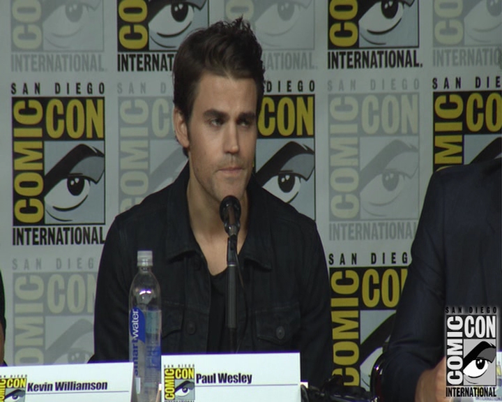 VampireDiaries-dot-nl_VampireDiaries-S8-2016Comic-ConPanel1135.jpg