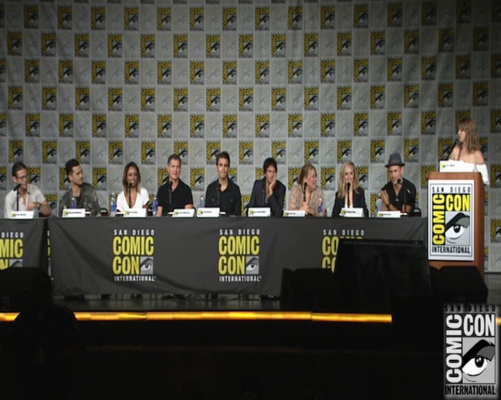 VampireDiaries-dot-nl_VampireDiaries-S8-2016Comic-ConPanel1144.jpg