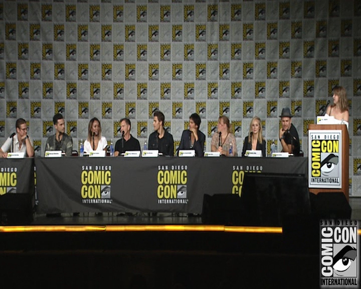 VampireDiaries-dot-nl_VampireDiaries-S8-2016Comic-ConPanel1157.jpg