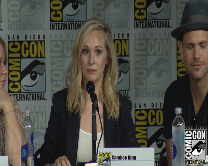VampireDiaries-dot-nl_VampireDiaries-S8-2016Comic-ConPanel1170.jpg