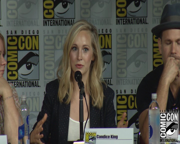 VampireDiaries-dot-nl_VampireDiaries-S8-2016Comic-ConPanel1175.jpg