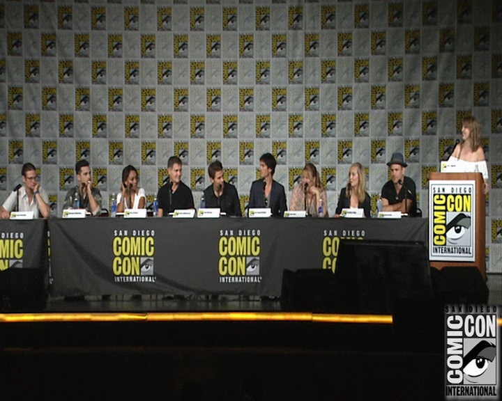 VampireDiaries-dot-nl_VampireDiaries-S8-2016Comic-ConPanel1188.jpg