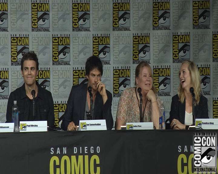 VampireDiaries-dot-nl_VampireDiaries-S8-2016Comic-ConPanel1203.jpg