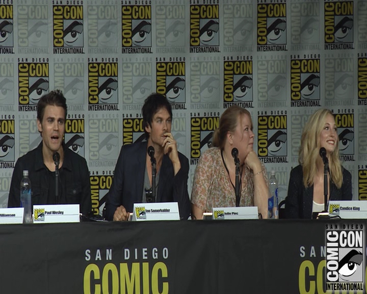 VampireDiaries-dot-nl_VampireDiaries-S8-2016Comic-ConPanel1204.jpg