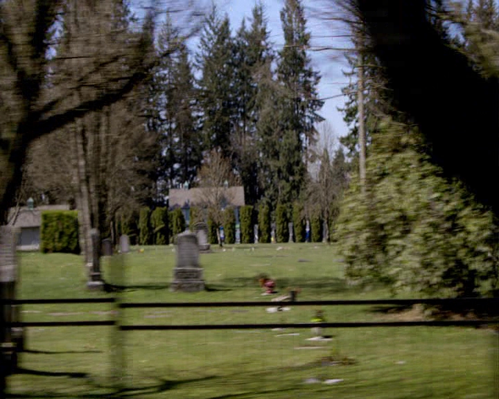 VampireDiaries-dot-nl_VampireDiaries-S8ComeVisitGeorgiaPSA0024.jpg