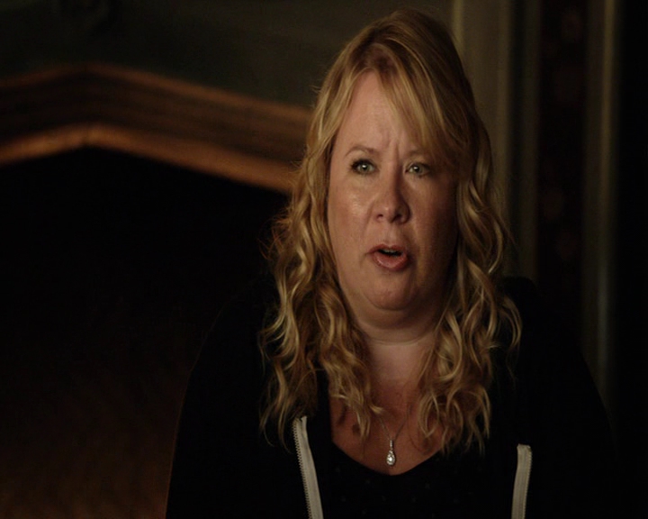 VampireDiaries-dot-nl_VampireDiaries-S8ComeVisitGeorgiaPSA0048.jpg
