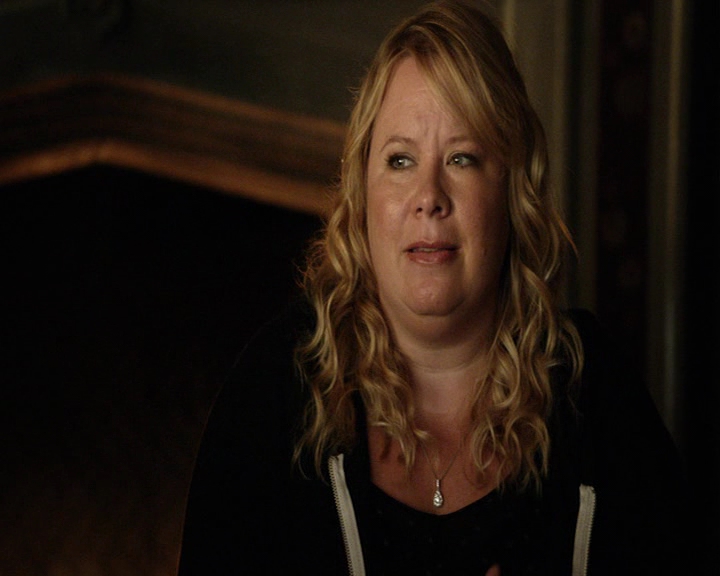 VampireDiaries-dot-nl_VampireDiaries-S8ComeVisitGeorgiaPSA0050.jpg