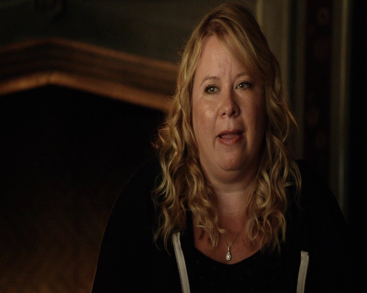 VampireDiaries-dot-nl_VampireDiaries-S8ComeVisitGeorgiaPSA0053.jpg