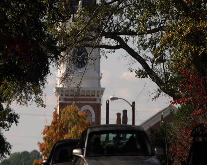 VampireDiaries-dot-nl_VampireDiaries-S8ComeVisitGeorgiaPSA0058.jpg