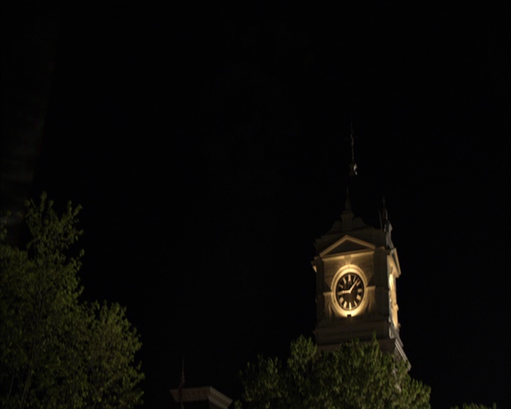 VampireDiaries-dot-nl_VampireDiaries-S8ComeVisitGeorgiaPSA0095.jpg