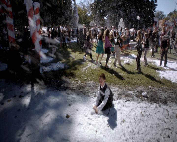 VampireDiaries-dot-nl_VampireDiaries-S8ComeVisitGeorgiaPSA0102.jpg VampireDiaries-dot-nl_VampireDiaries-S8ComeVisitGeorgiaPSA0102.jpg