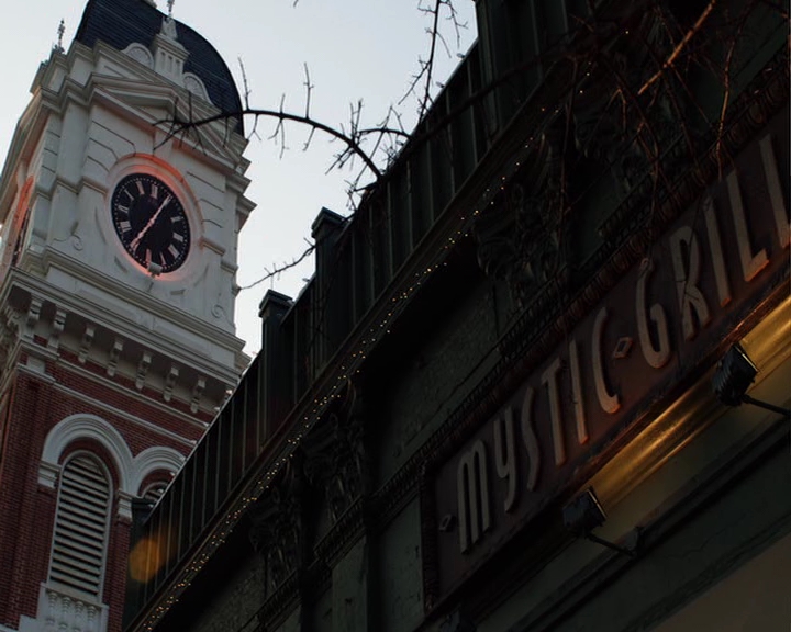 VampireDiaries-dot-nl_VampireDiaries-S8ComeVisitGeorgiaPSA0129.jpg