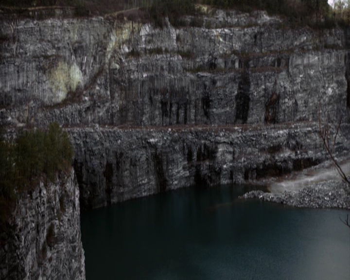 VampireDiaries-dot-nl_VampireDiaries-S8ComeVisitGeorgiaPSA0138.jpg