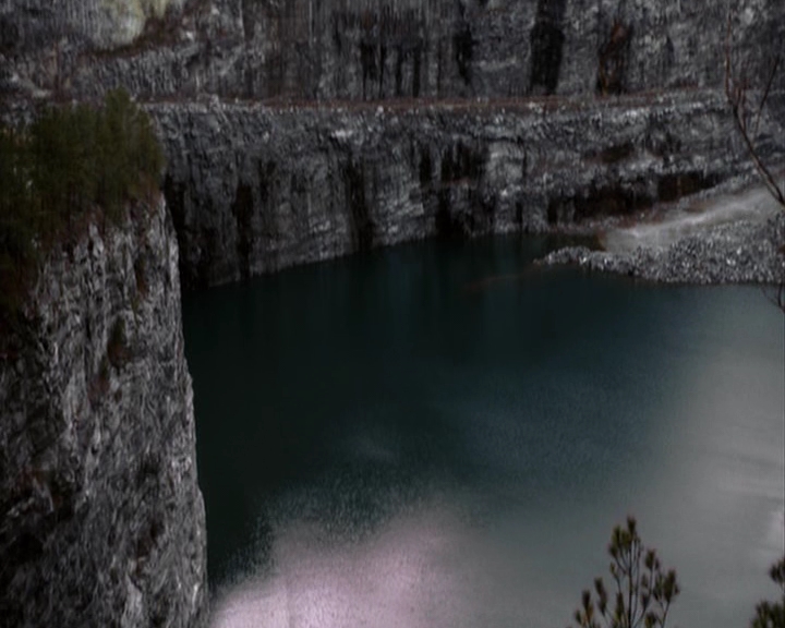 VampireDiaries-dot-nl_VampireDiaries-S8ComeVisitGeorgiaPSA0139.jpg