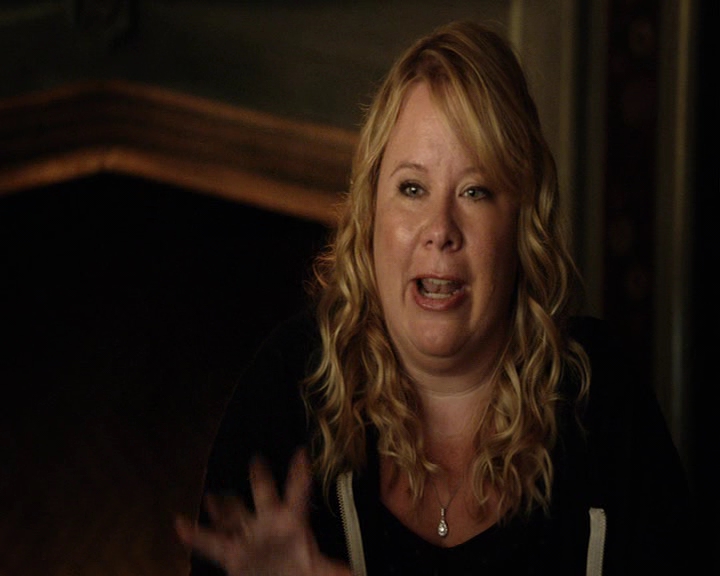 VampireDiaries-dot-nl_VampireDiaries-S8ComeVisitGeorgiaPSA0150.jpg