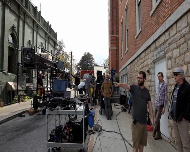 VampireDiaries-dot-nl_VampireDiaries-S8ComeVisitGeorgiaPSA0196.jpg