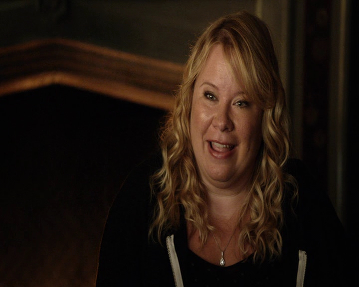 VampireDiaries-dot-nl_VampireDiaries-S8ComeVisitGeorgiaPSA0252.jpg