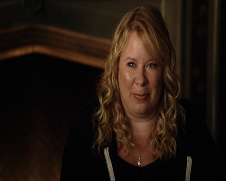 VampireDiaries-dot-nl_VampireDiaries-S8ComeVisitGeorgiaPSA0254.jpg
