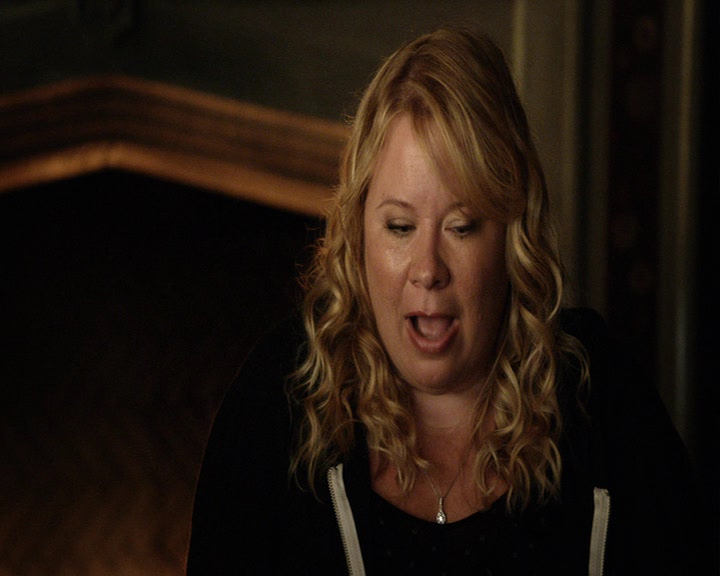 VampireDiaries-dot-nl_VampireDiaries-S8ComeVisitGeorgiaPSA0256.jpg