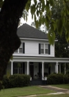 VampireDiaries-dot-nl_VampireDiaries-S8ComeVisitGeorgiaPSA0068.jpg