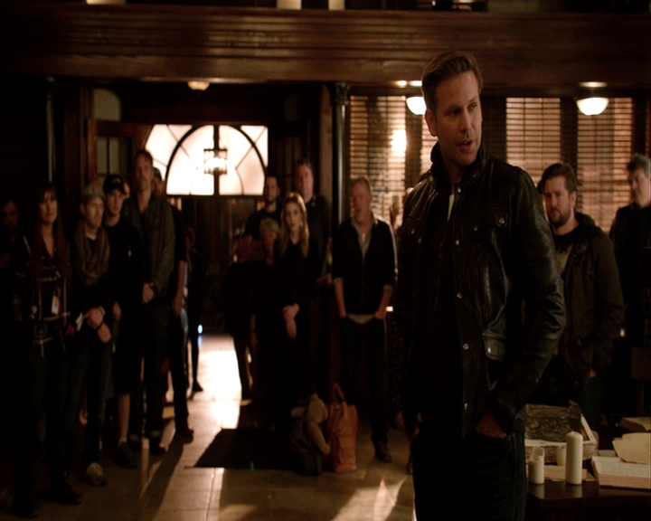 VampireDiaries-dot-nl_VampireDiaries-S8LastDayAsAVampire0217.jpg