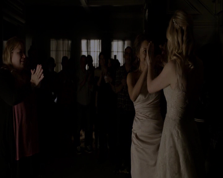 VampireDiaries-dot-nl_VampireDiaries-S8LastDayAsAVampire0484.jpg