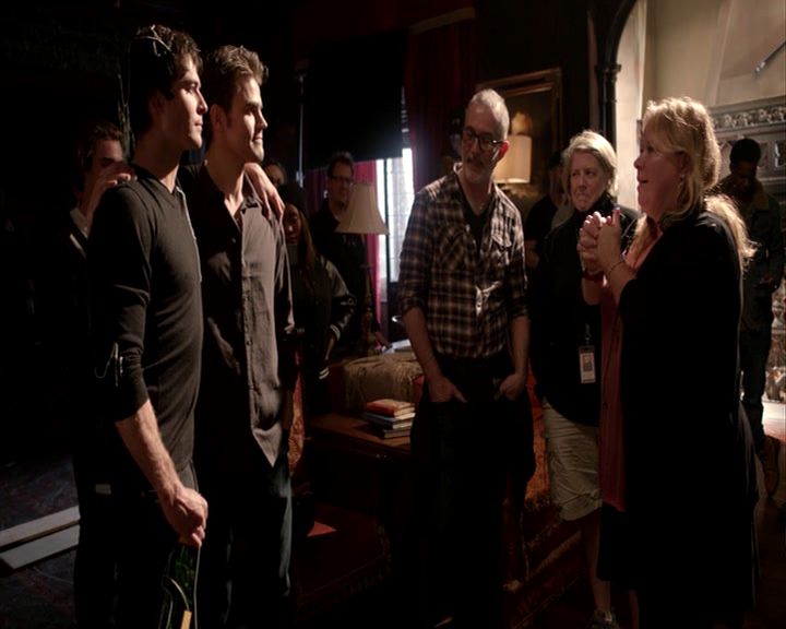 VampireDiaries-dot-nl_VampireDiaries-S8LastDayAsAVampire0666.jpg