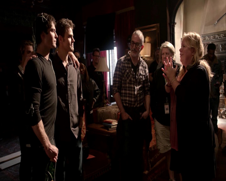 VampireDiaries-dot-nl_VampireDiaries-S8LastDayAsAVampire0667.jpg