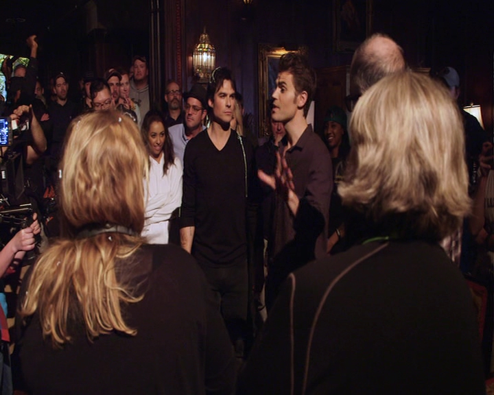 VampireDiaries-dot-nl_VampireDiaries-S8LastDayAsAVampire0688.jpg
