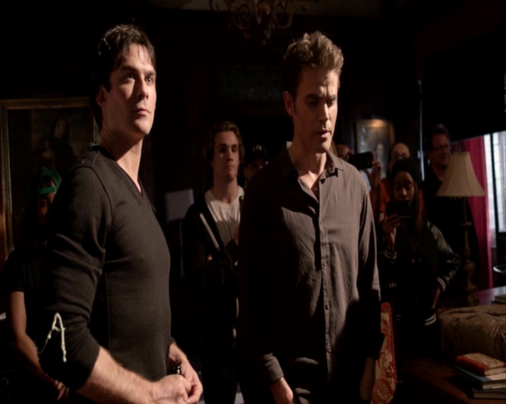 VampireDiaries-dot-nl_VampireDiaries-S8LastDayAsAVampire0692.jpg