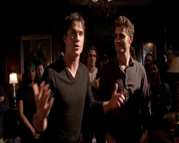 VampireDiaries-dot-nl_VampireDiaries-S8LastDayAsAVampire0745.jpg