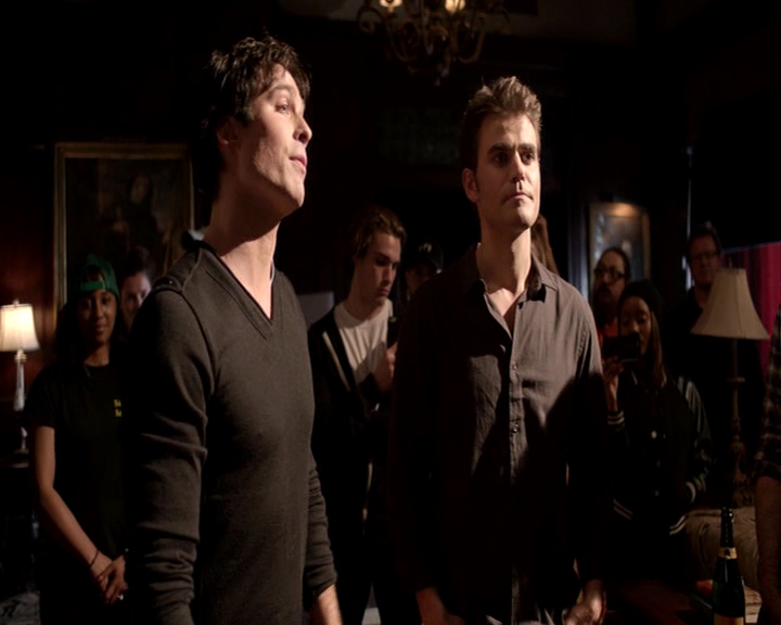 VampireDiaries-dot-nl_VampireDiaries-S8LastDayAsAVampire0748.jpg
