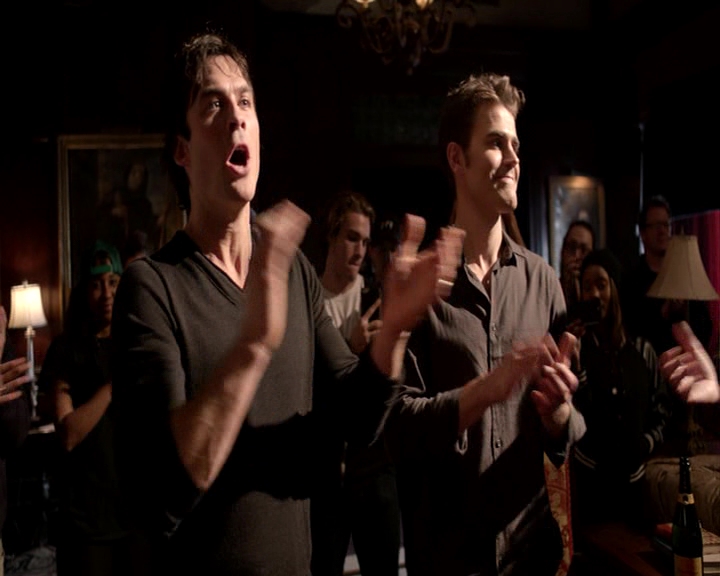 VampireDiaries-dot-nl_VampireDiaries-S8LastDayAsAVampire0750.jpg