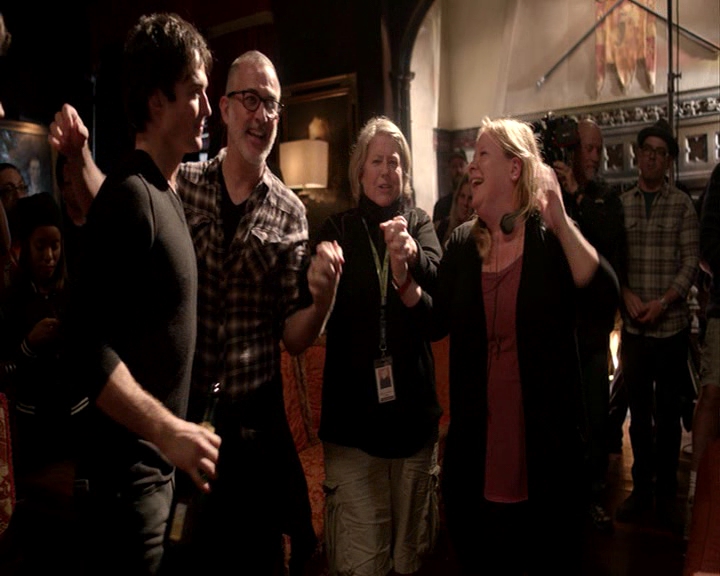VampireDiaries-dot-nl_VampireDiaries-S8LastDayAsAVampire0755.jpg