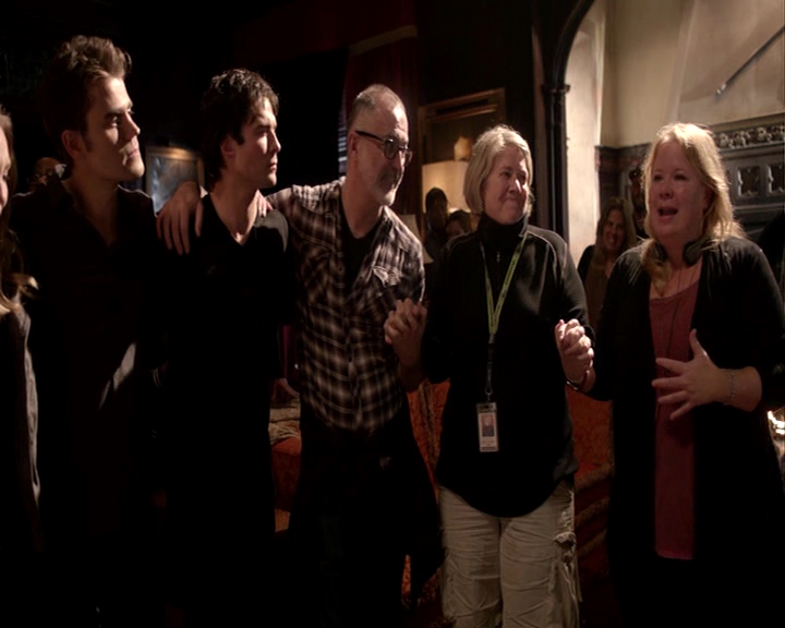 VampireDiaries-dot-nl_VampireDiaries-S8LastDayAsAVampire0772.jpg