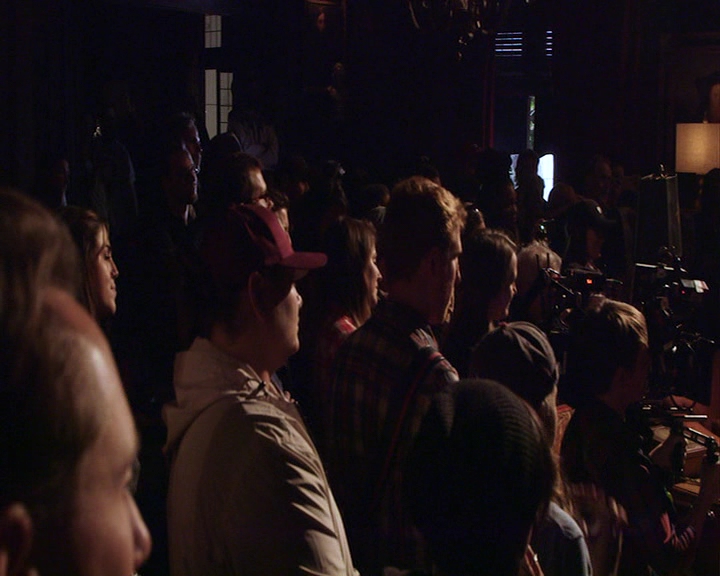VampireDiaries-dot-nl_VampireDiaries-S8LastDayAsAVampire0773.jpg